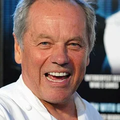 Wolfgang Puck height profile photo