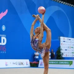 Yana Kudryavtseva height profile photo