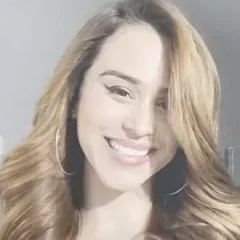 Yanet García height profile photo