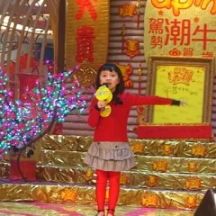 Yang Peiyi height profile photo