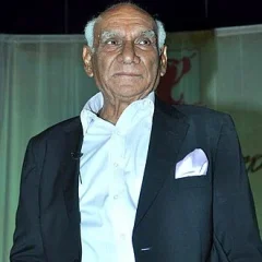 Yash Chopra height profile photo
