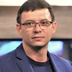 Yevhen Murayev height profile photo
