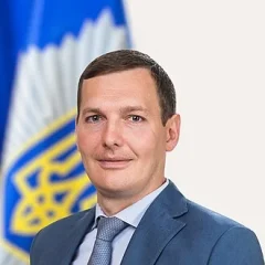 Yevhen Yenin height profile photo