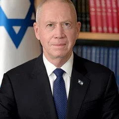 Yoav Gallant height profile photo