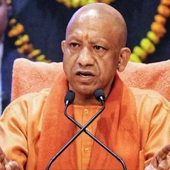 Yogi Adityanath height profile photo