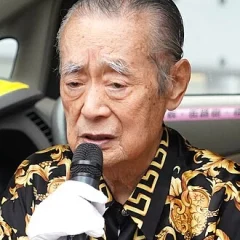 Yoshiro Nakamatsu height profile photo