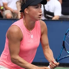 Yulia Putintseva height profile photo