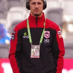 Zac Lomax height profile photo