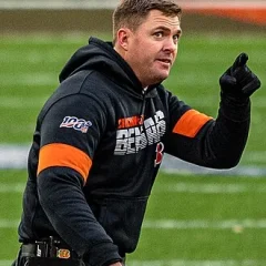 Zac Taylor height profile photo