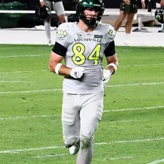 Zach Davidson height profile photo