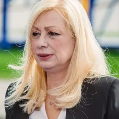 Zeta Emilianidou height profile photo