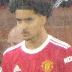 Zidane Iqbal height profile photo