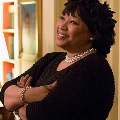 Zindzi Mandela height profile photo