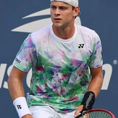 Zizou Bergs height profile photo