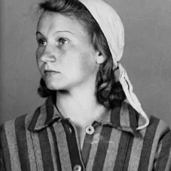 Zofia Posmysz height profile photo