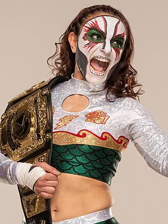 Thunder Rosa height profile photo