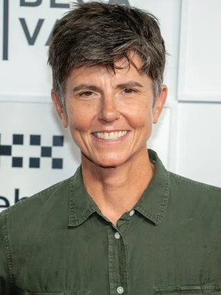 Tig Notaro height profile photo