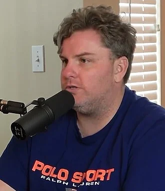 Tim Dillon (comedian) height profile photo