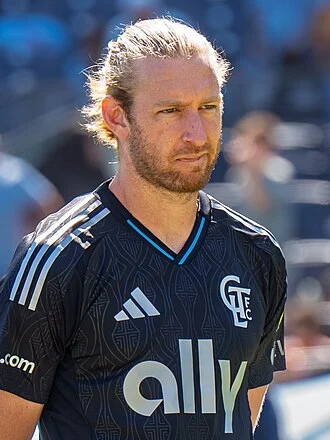 Tim Ream height profile photo