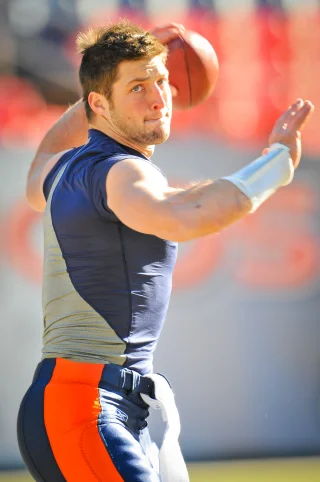Tim Tebow height profile photo