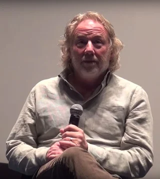 Timothy Busfield height profile photo