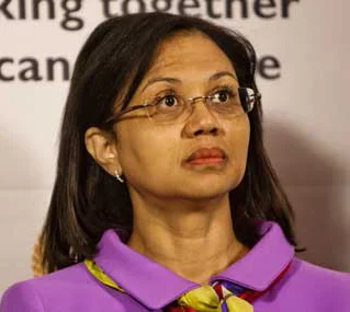 Tina Joemat-Pettersson height profile photo