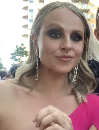 Tina O'Brien height profile photo