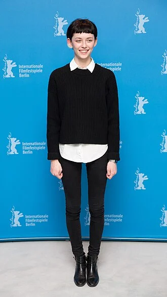 Tinatin Dalakishvili height profile photo