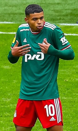Tino Anjorin height profile photo