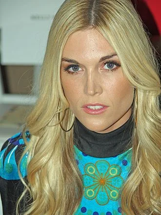Tinsley Mortimer height profile photo
