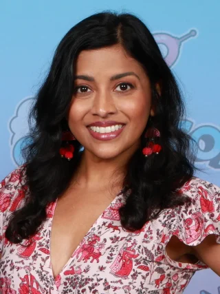 Tiya Sircar height profile photo