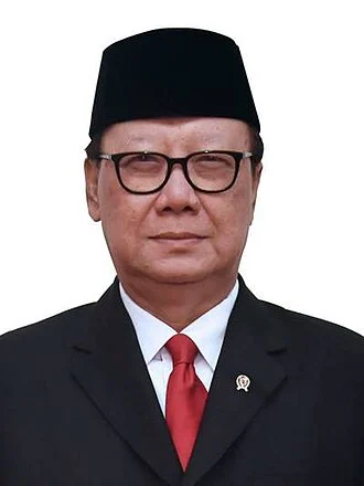 Tjahjo Kumolo height profile photo
