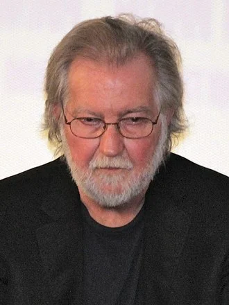 Tobe Hooper height profile photo