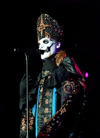 Tobias Forge height profile photo