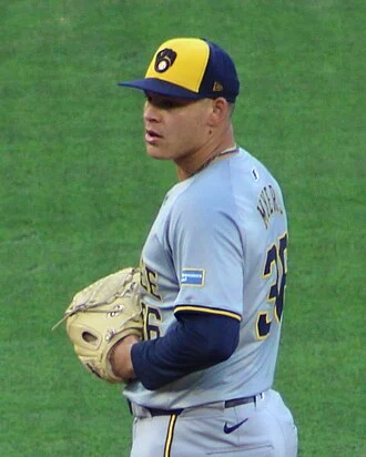 Tobias Myers height profile photo