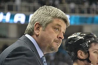 Todd McLellan height profile photo