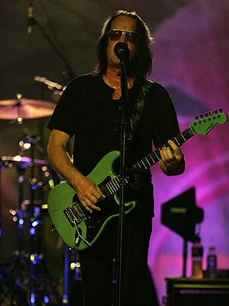 Todd Rundgren height profile photo