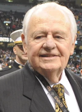 Tom Benson height profile photo
