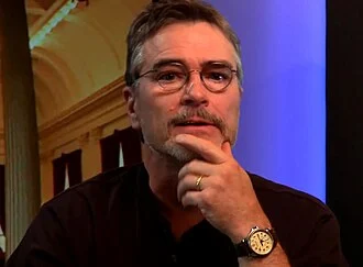 Tom Bodett height profile photo