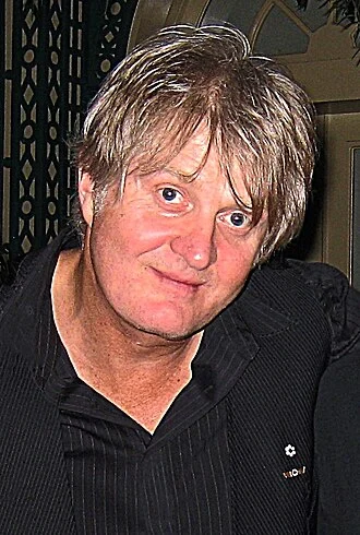 Tom Cochrane height profile photo