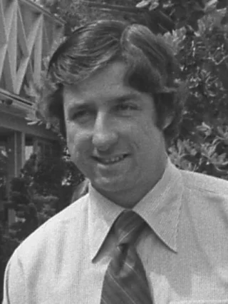 Tom Hayden height profile photo
