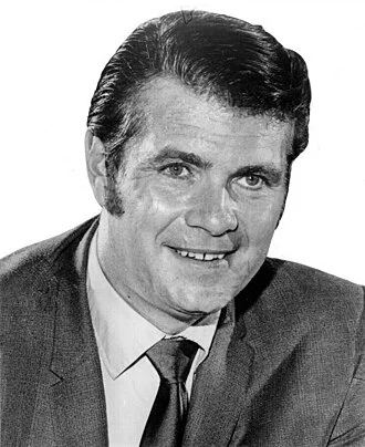 Tom Heinsohn height profile photo