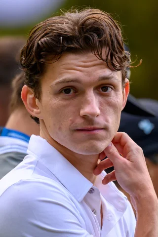 Tom Holland height profile photo