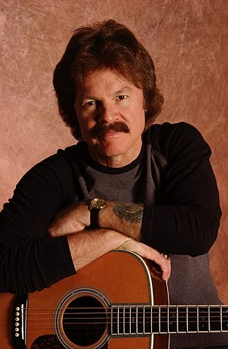 Tom Johnston (musician) height profile photo