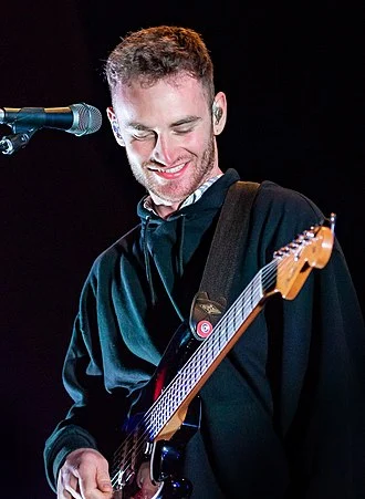 Tom Misch height profile photo