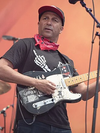 Tom Morello height profile photo
