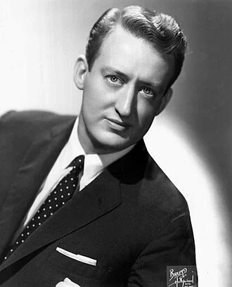 Tom Poston height profile photo