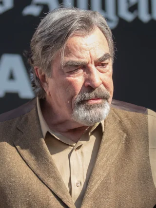 Tom Selleck height profile photo