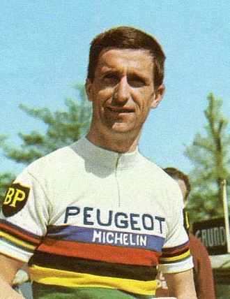 Tom Simpson height profile photo