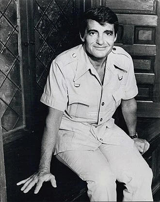 Tom Troupe height profile photo